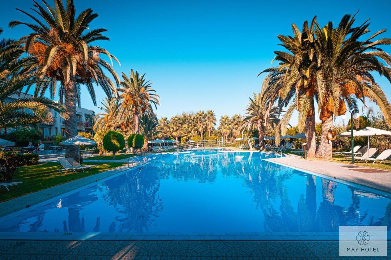 May Beach Hotel מלון