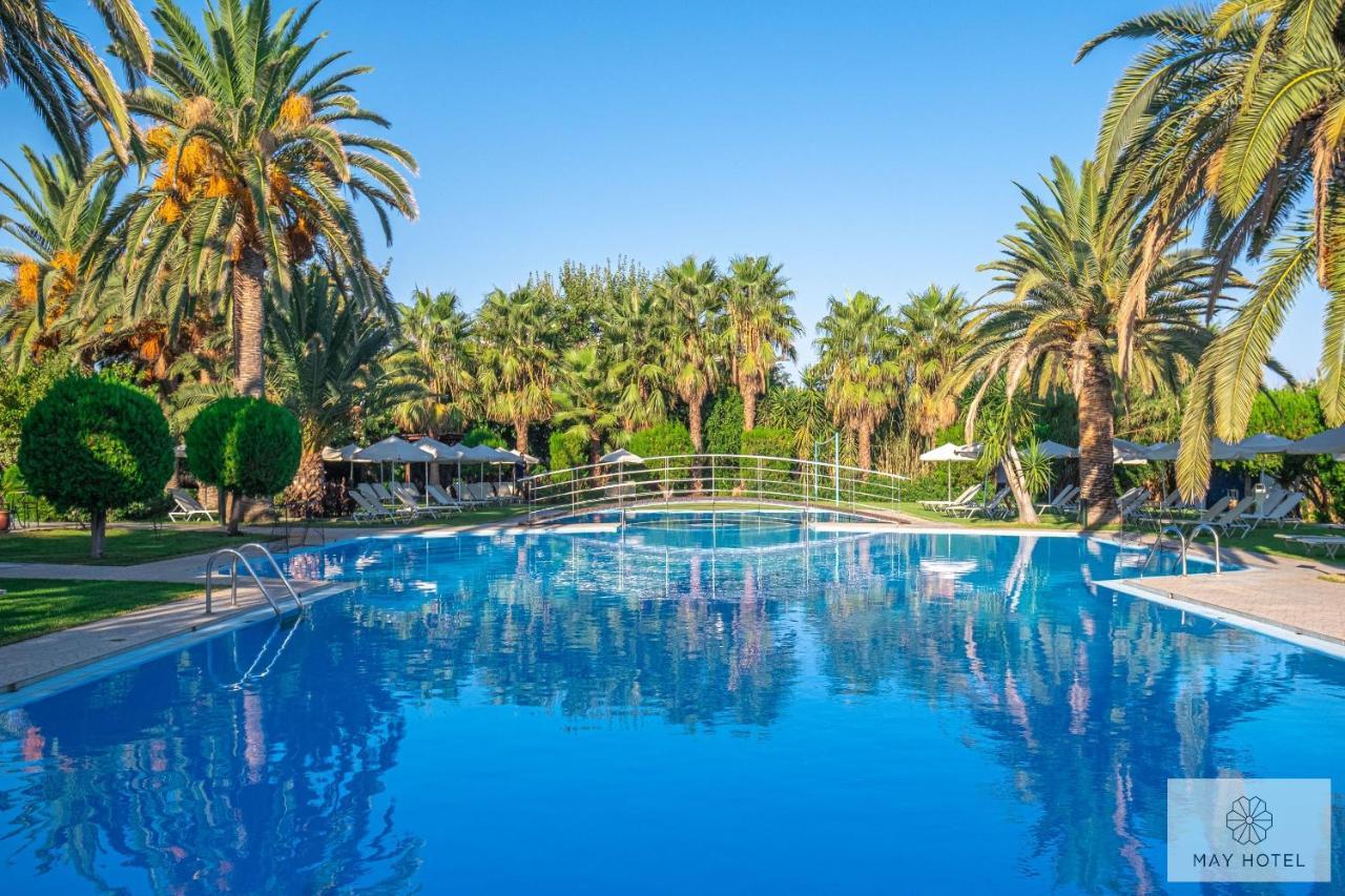 May Beach Hotel מלון