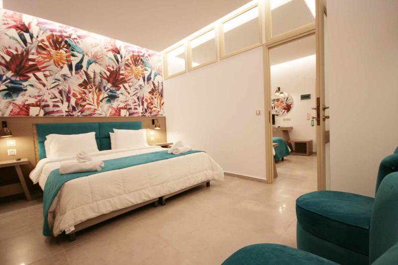 מלון May Beach Hotel 4*
