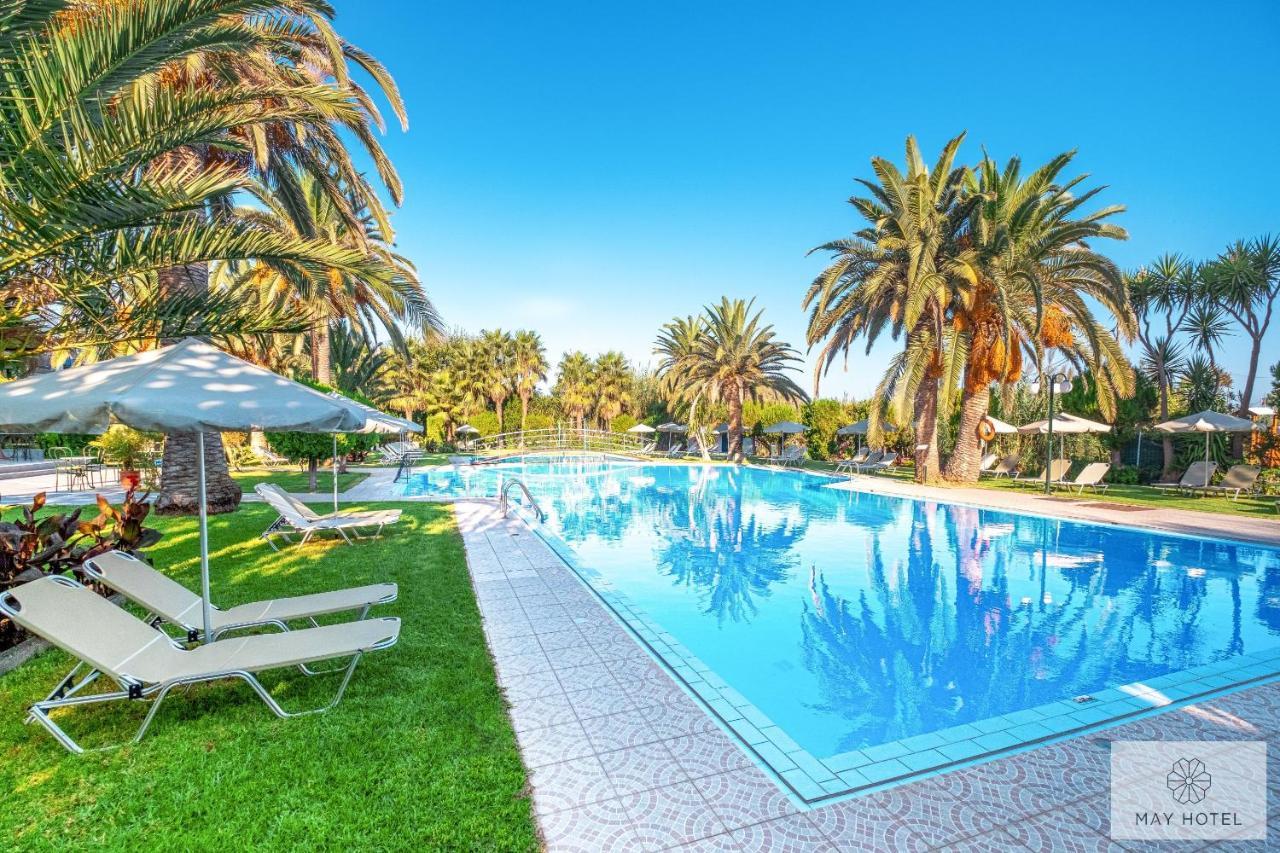 May Beach Hotel מלון